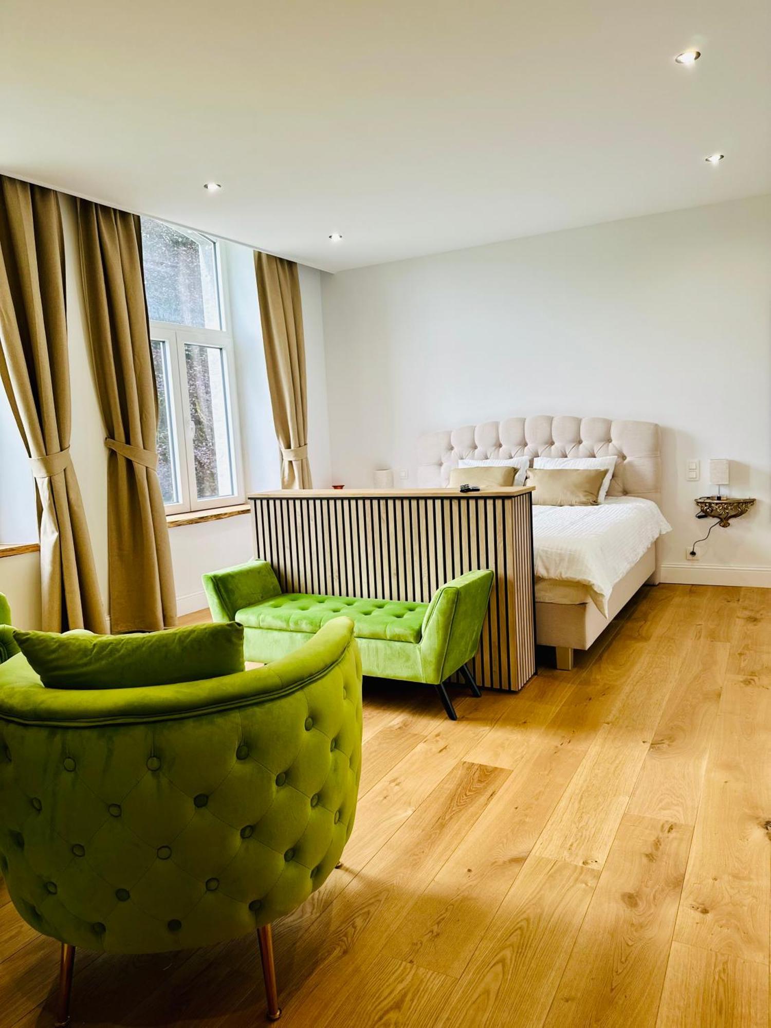 Suite De Luxe Au Chateau 105 Tinlot ภายนอก รูปภาพ