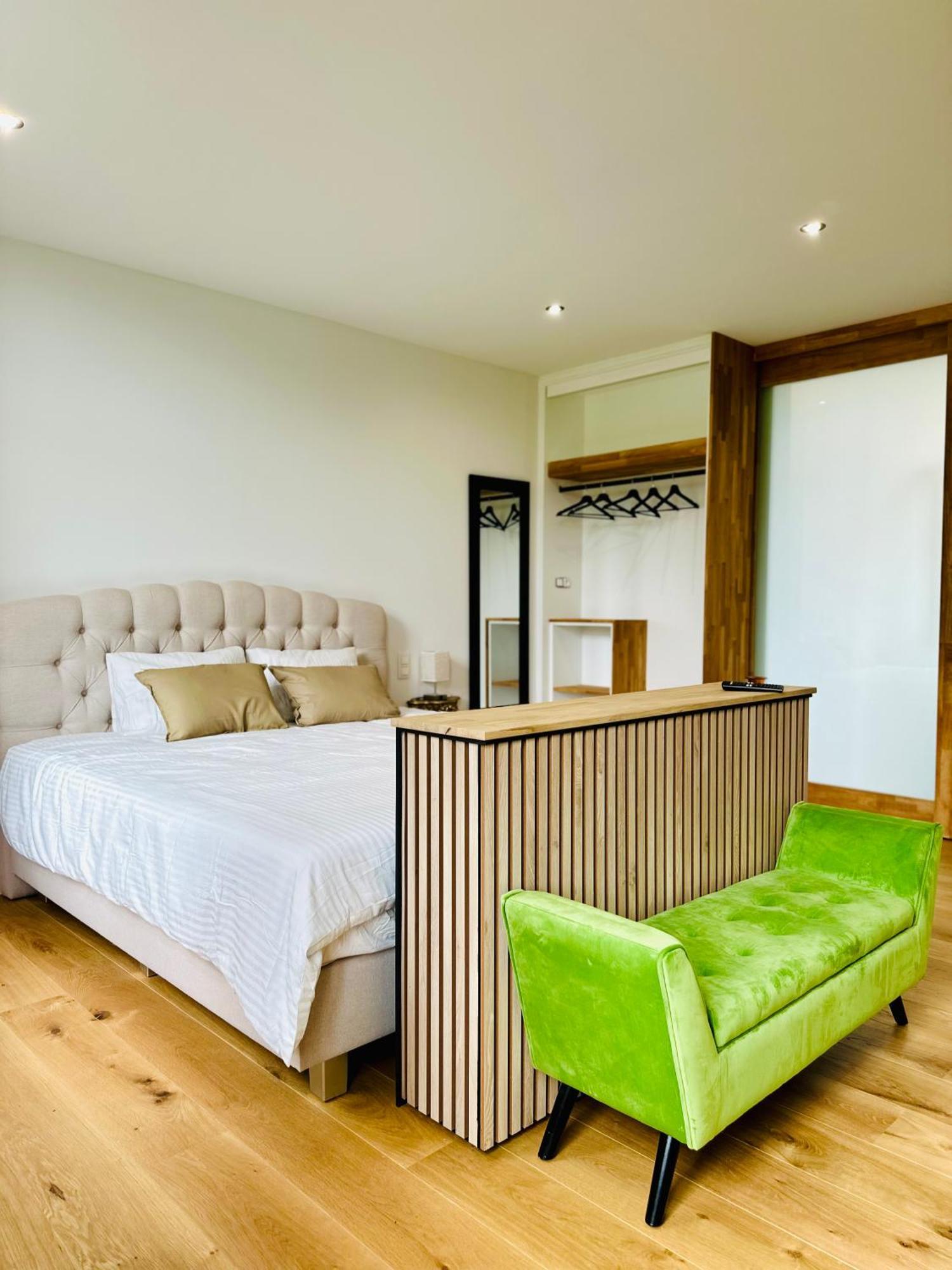 Suite De Luxe Au Chateau 105 Tinlot ภายนอก รูปภาพ
