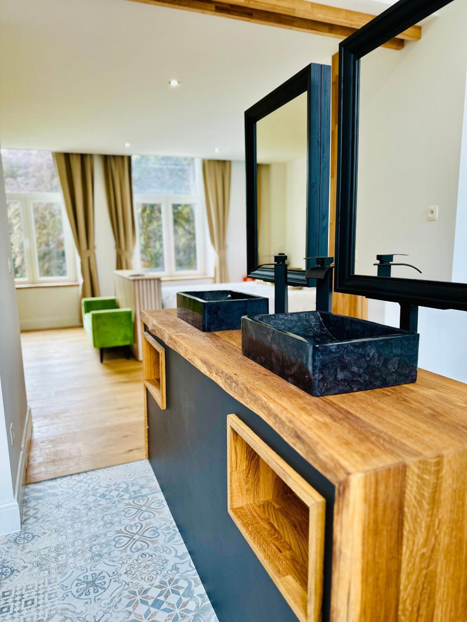 Suite De Luxe Au Chateau 105 Tinlot ภายนอก รูปภาพ